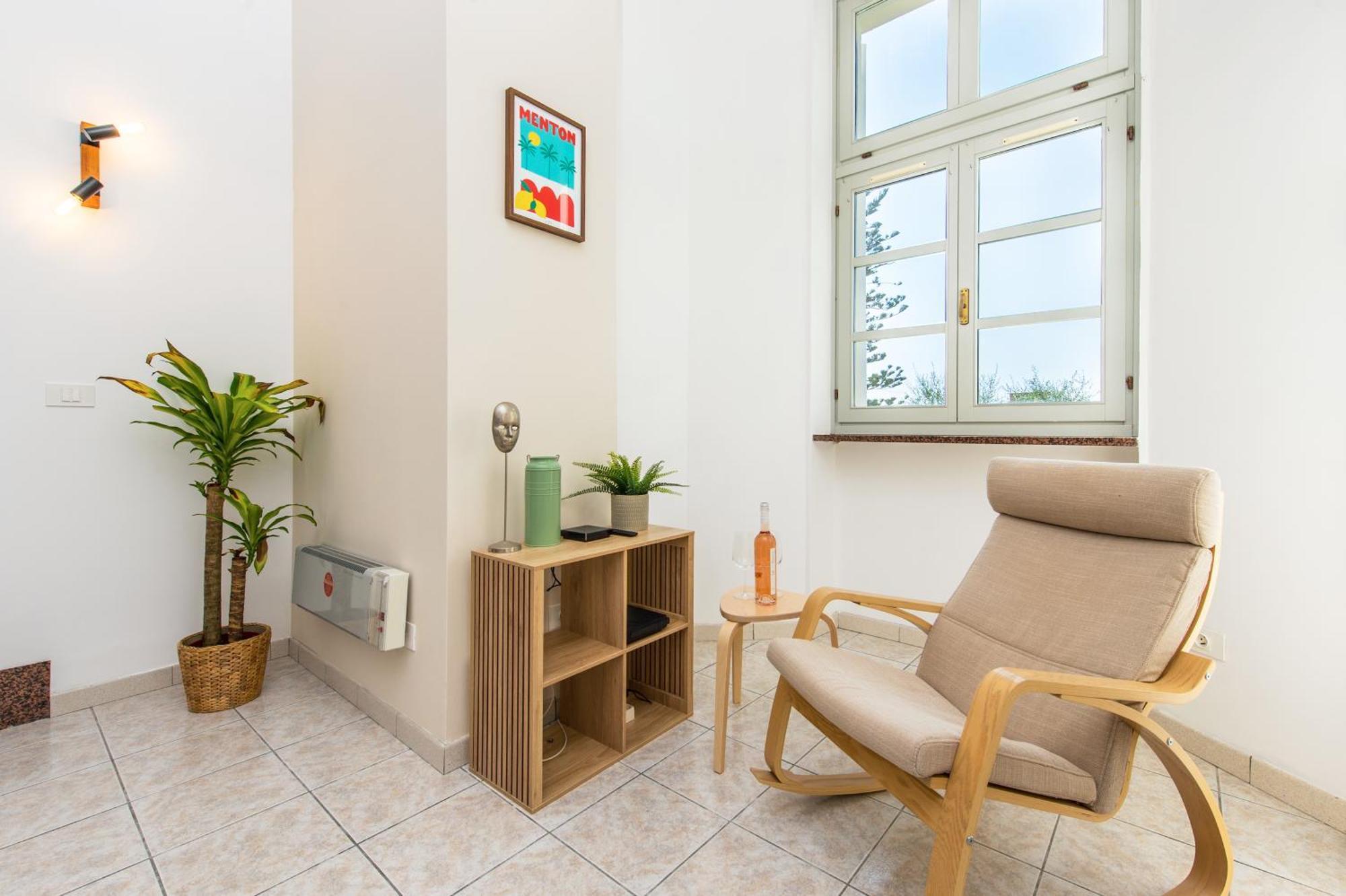 Oliviers -Agreable 2 Pieces Dans Maison Bourgeoise Menton Exterior foto