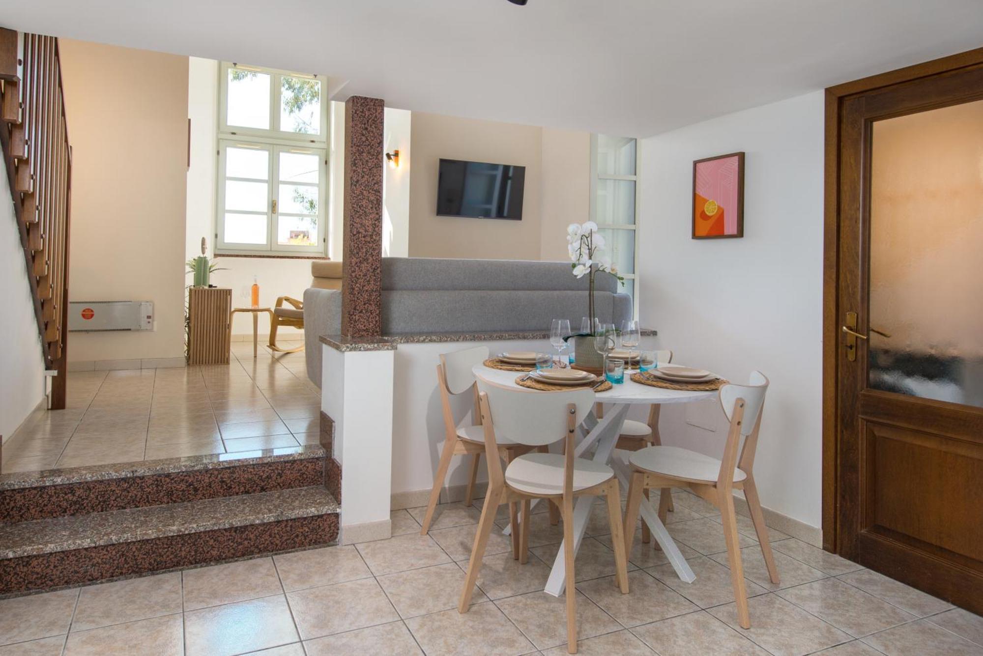Oliviers -Agreable 2 Pieces Dans Maison Bourgeoise Menton Exterior foto